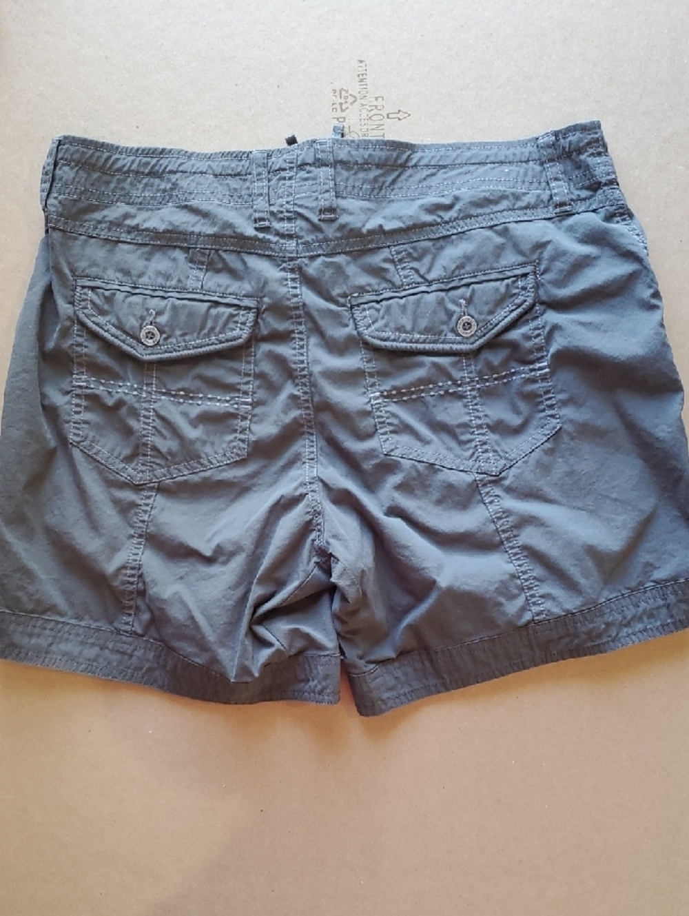 Kuhl Women’s Casual Pocket Shorts in Charcoal 10 - Picture 7 of 13